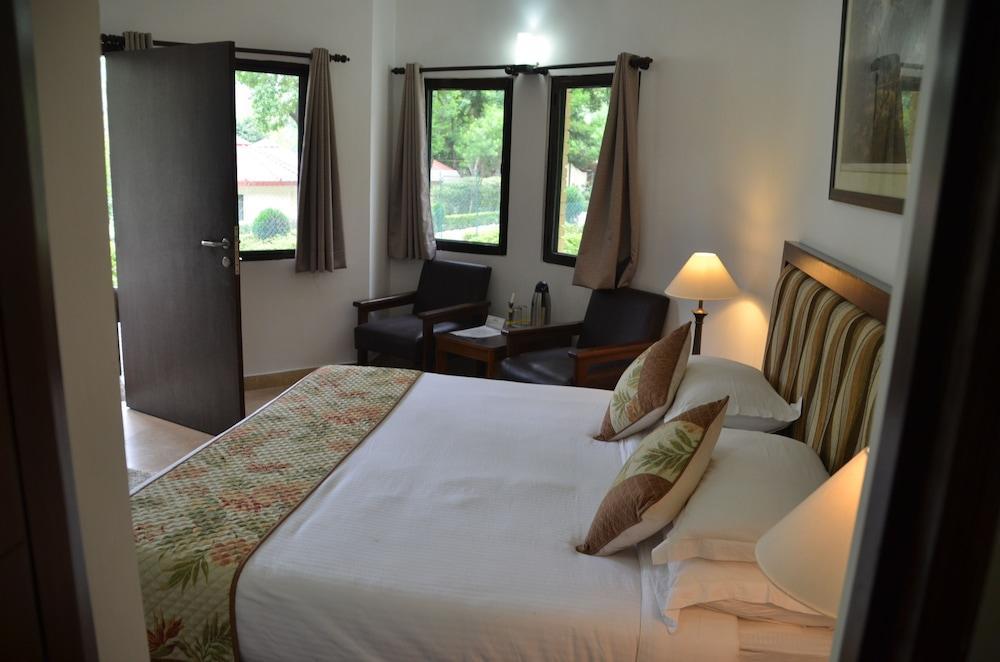 Welcomheritage Tarangi Ramganga Resort, Corbett Marchula Esterno foto