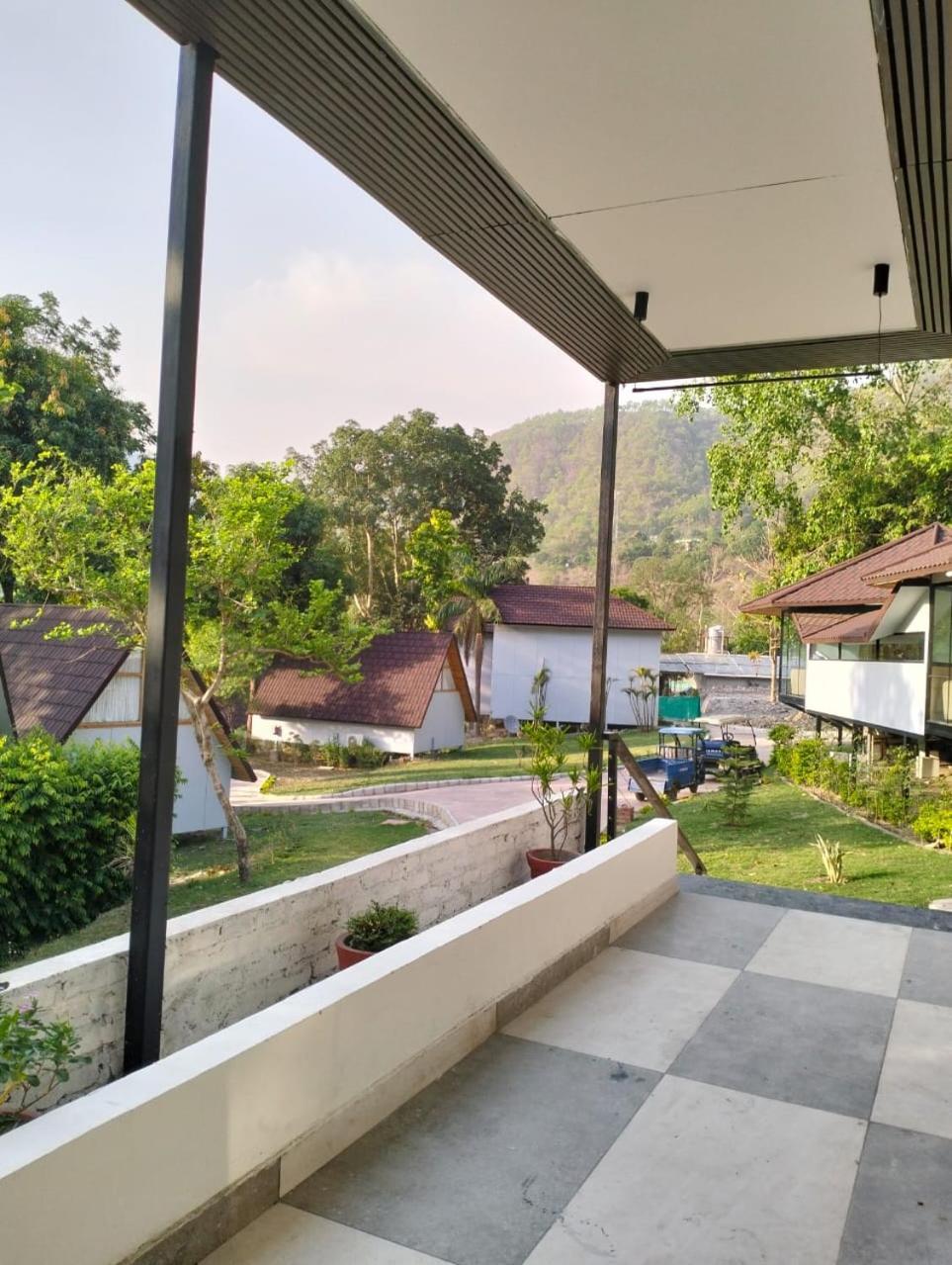 Welcomheritage Tarangi Ramganga Resort Marchula Esterno foto