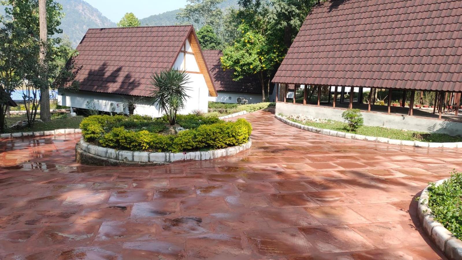Welcomheritage Tarangi Ramganga Resort Marchula Esterno foto